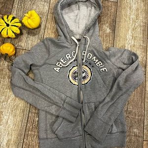 Abercrombie zip up hoodie cozy fall grey